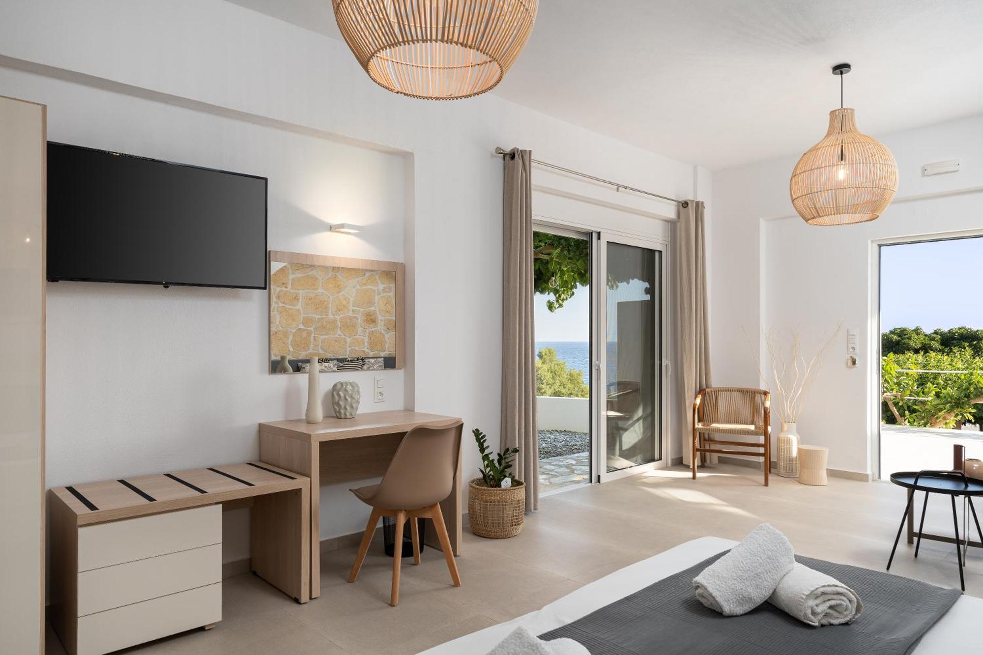 V&C Paradise Apartments Родакинон Екстериор снимка